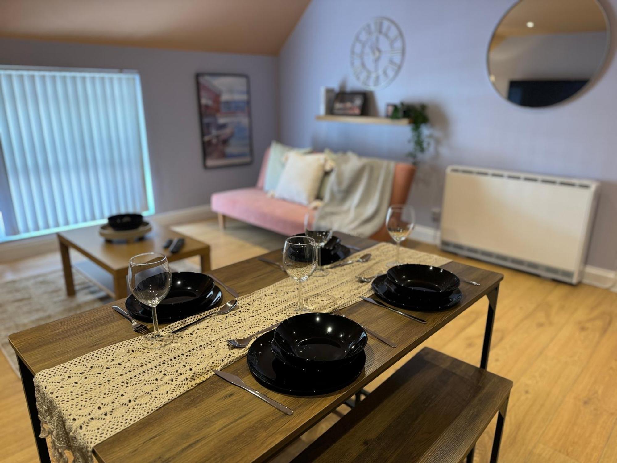 Group Bookings: Up To 30 Guests Across 5 Spacious Flats! Keyless Access Free Wifi & Parking Birmingham Exteriör bild