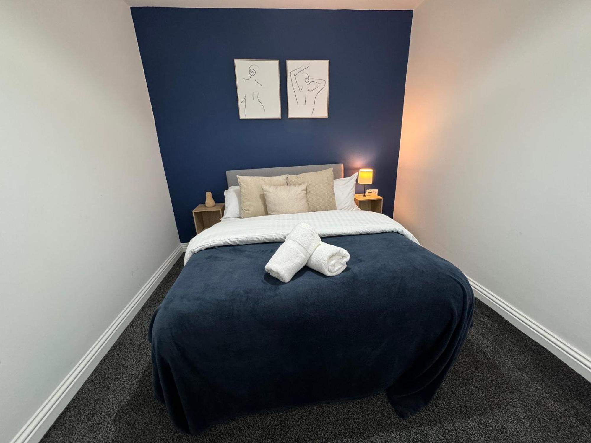 Group Bookings: Up To 30 Guests Across 5 Spacious Flats! Keyless Access Free Wifi & Parking Birmingham Exteriör bild